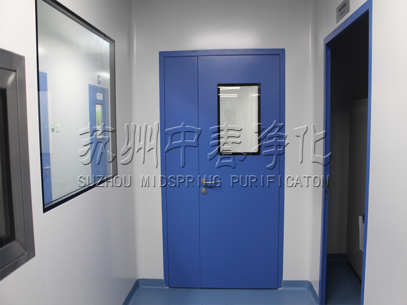 實(shí)驗(yàn)室潔凈工程中鋼質(zhì)凈化門的優(yōu)勢(shì)與應(yīng)用